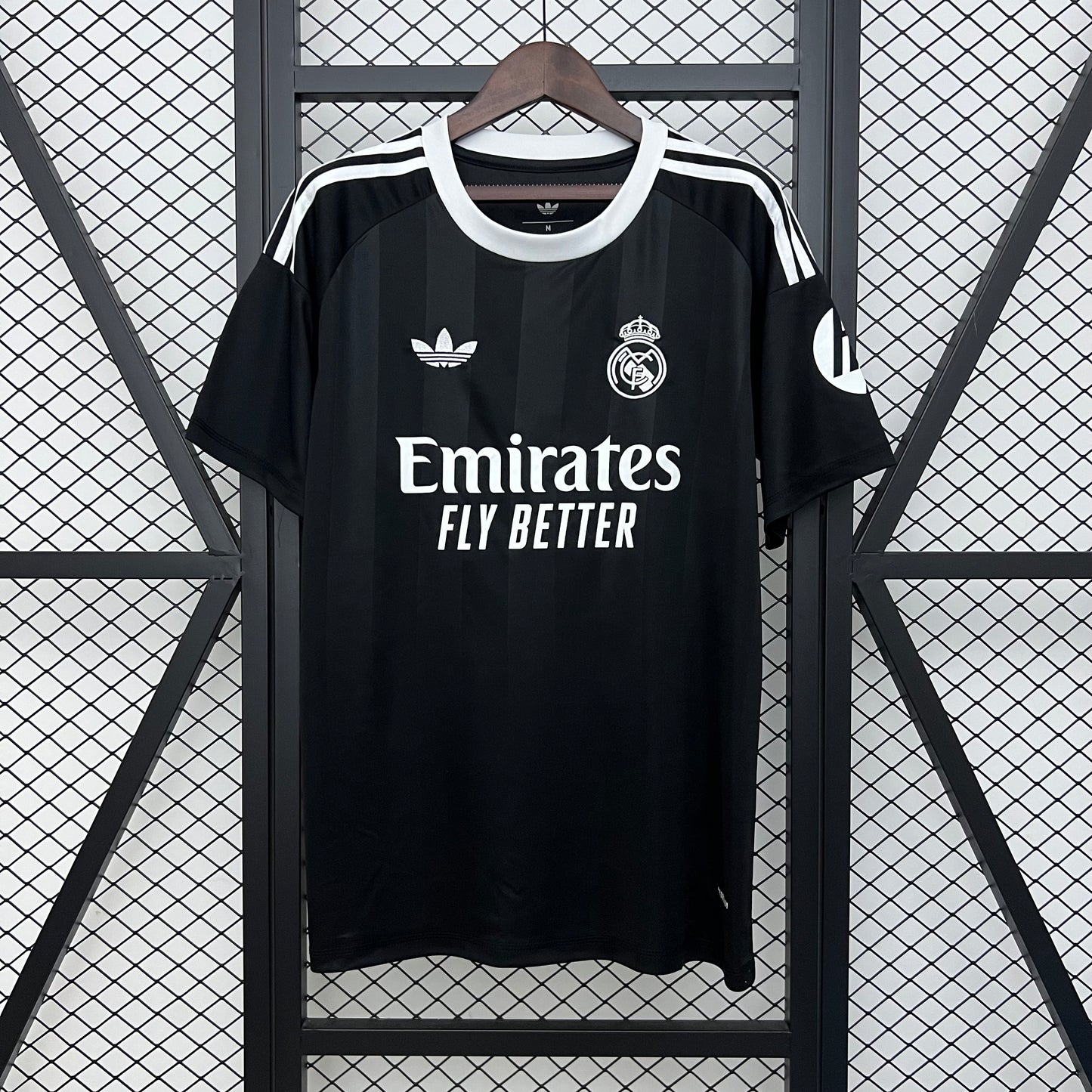 Camiseta Edición Negra Real Madrid 25-26