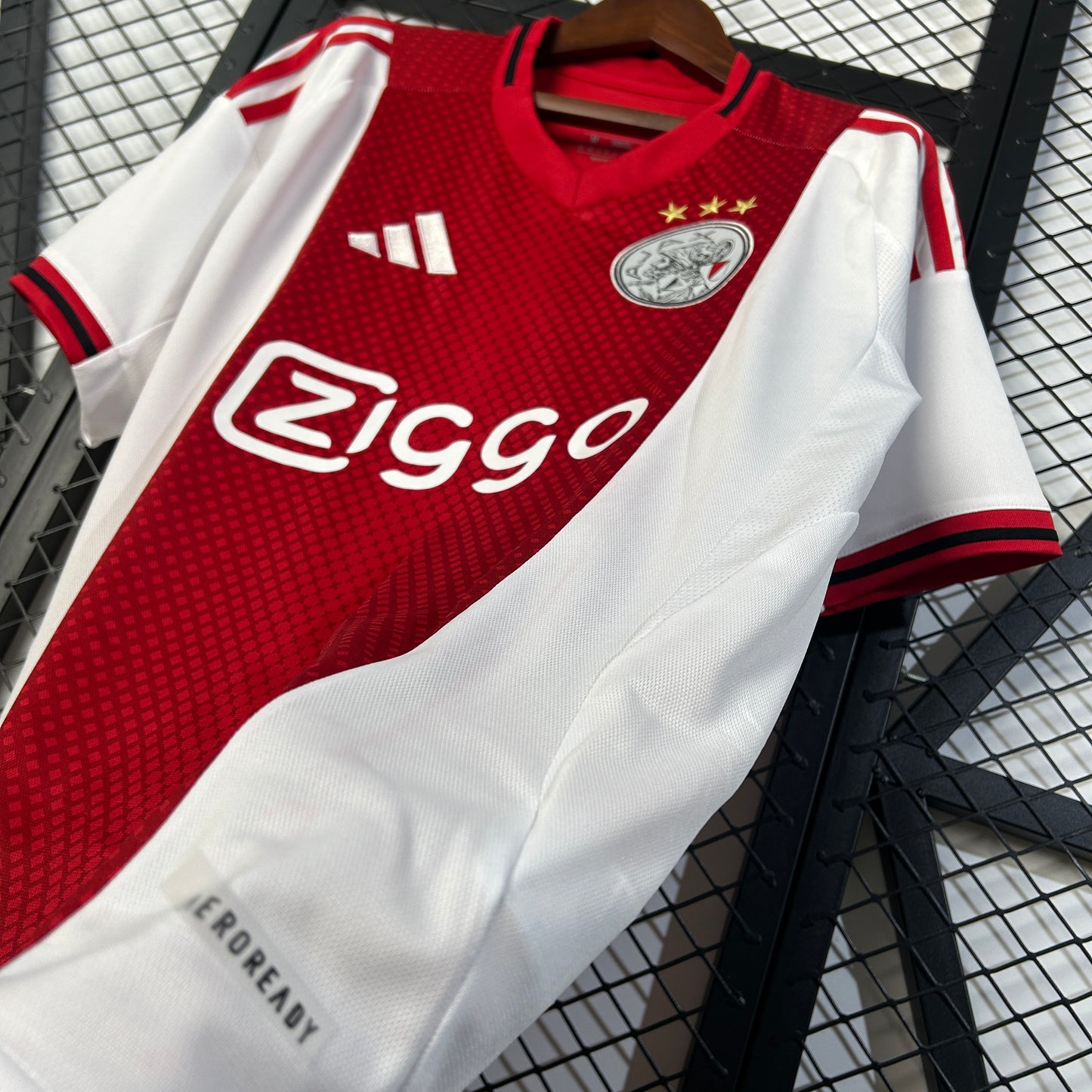 Camiseta Local Ajax 25-26