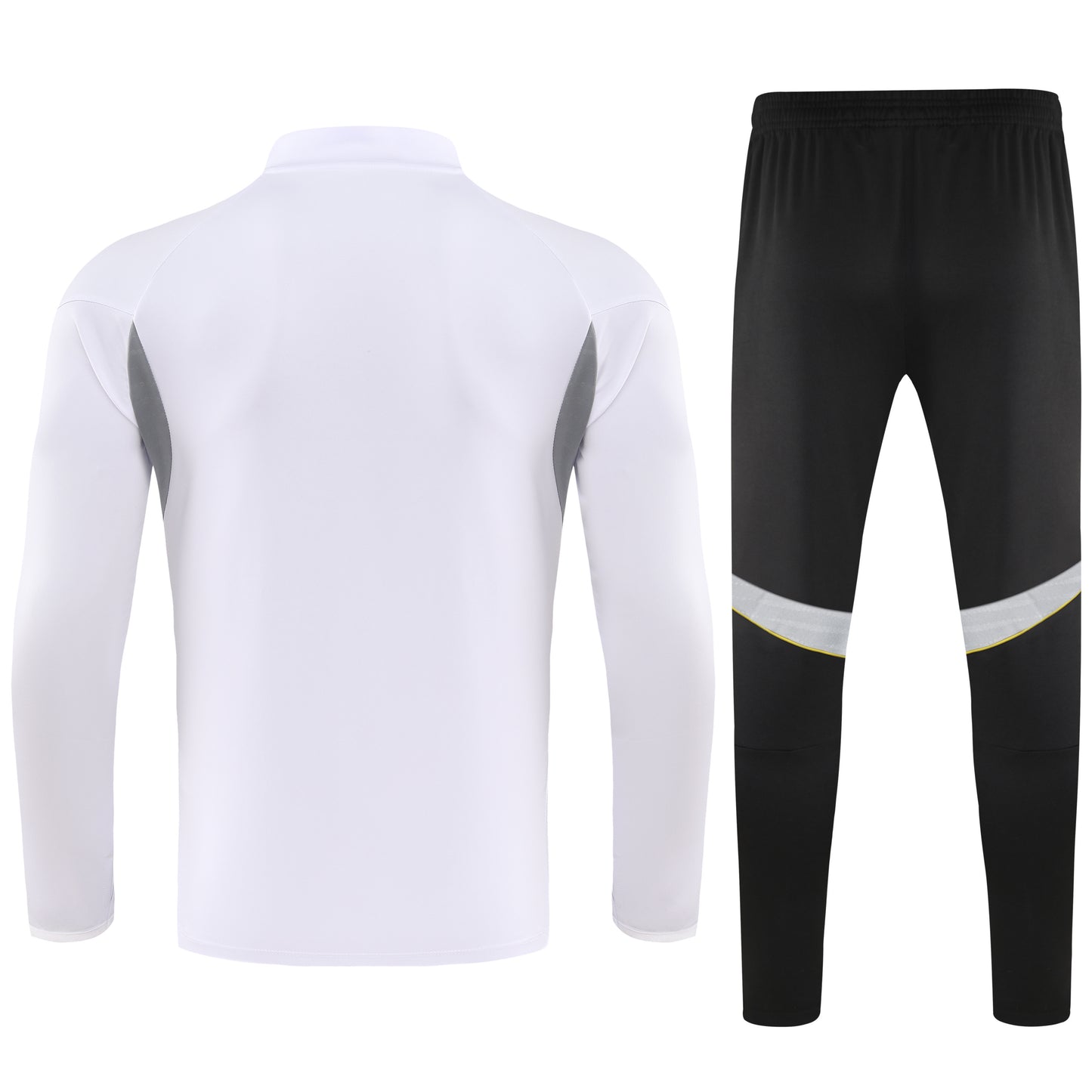 Conjunto de entrenamiento 25-26 Real Madrid