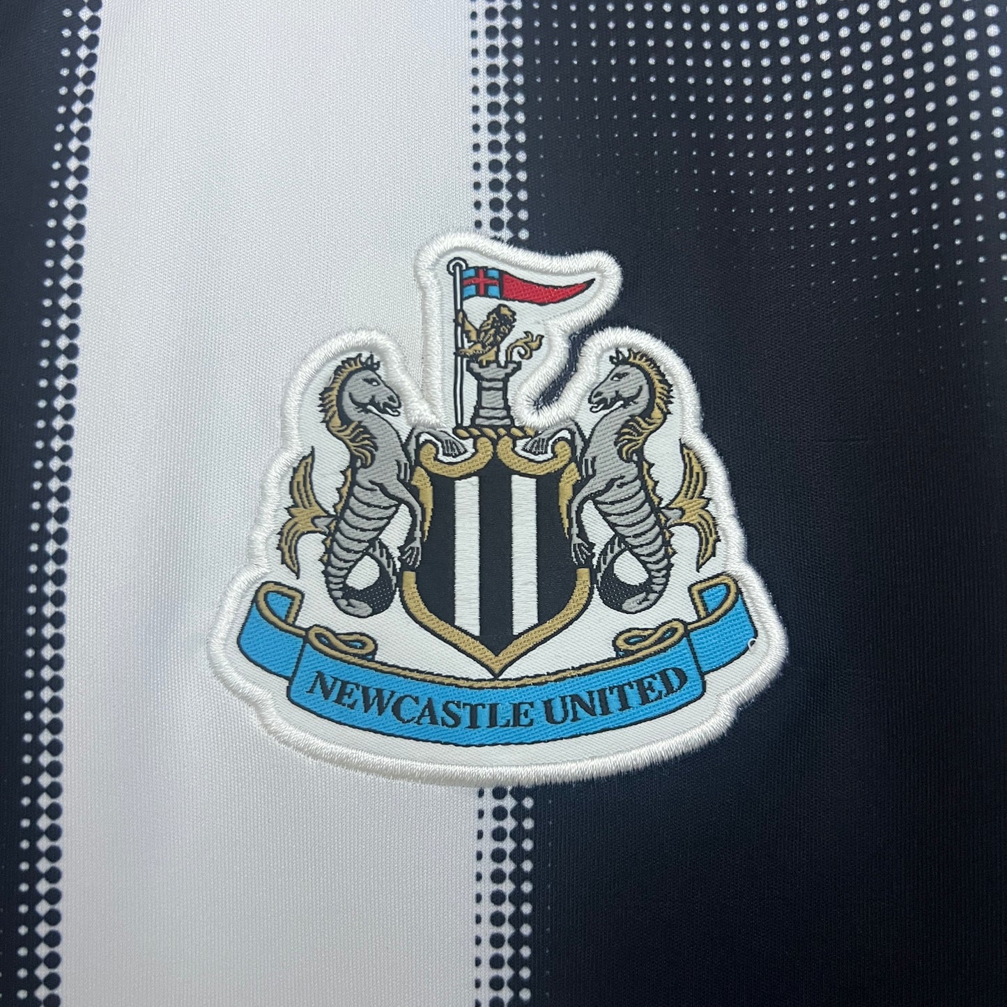 Camiseta Local Newcastle 25-26