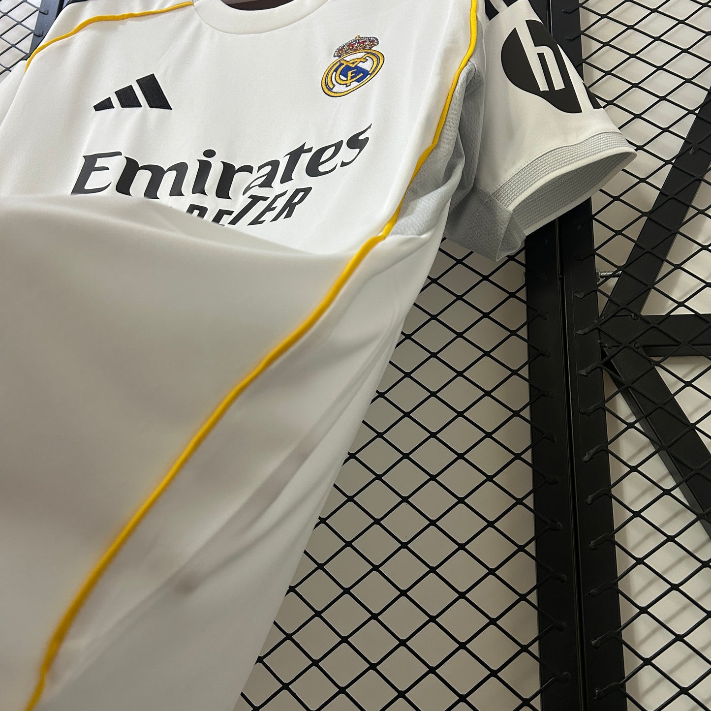 Camiseta Local Real Madrid 25-26