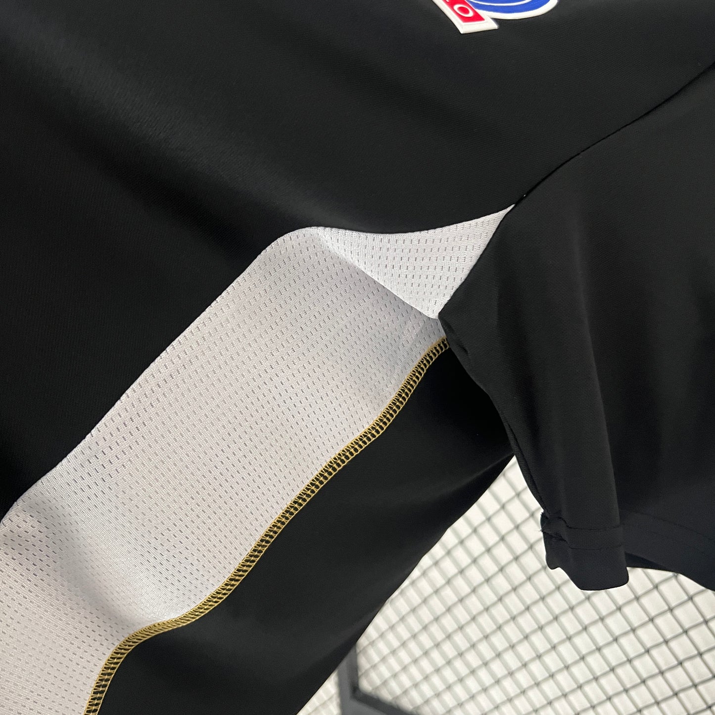 Camiseta Entrenamiento Negra Colo Colo 24-25