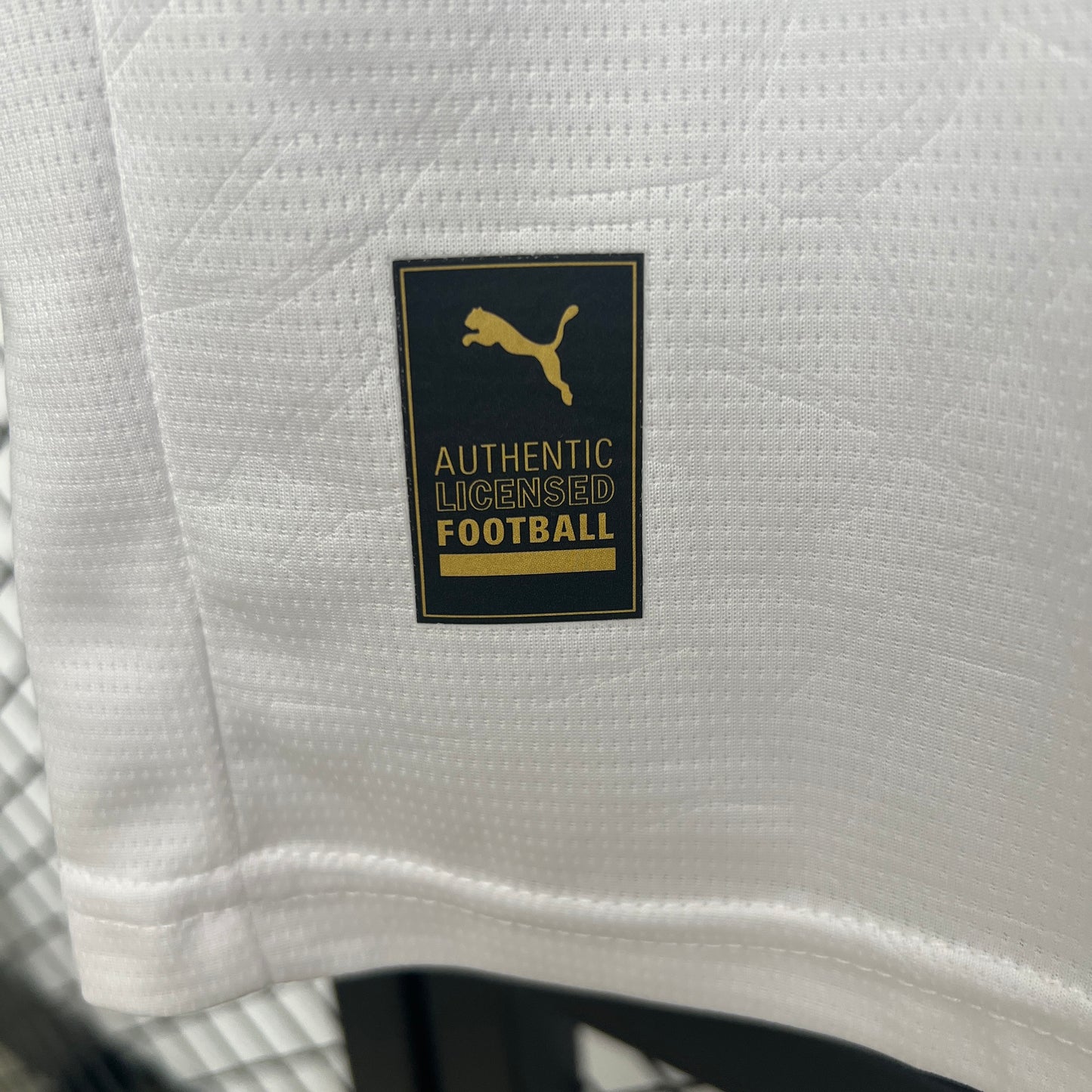 Camiseta Local Valencia 25-26