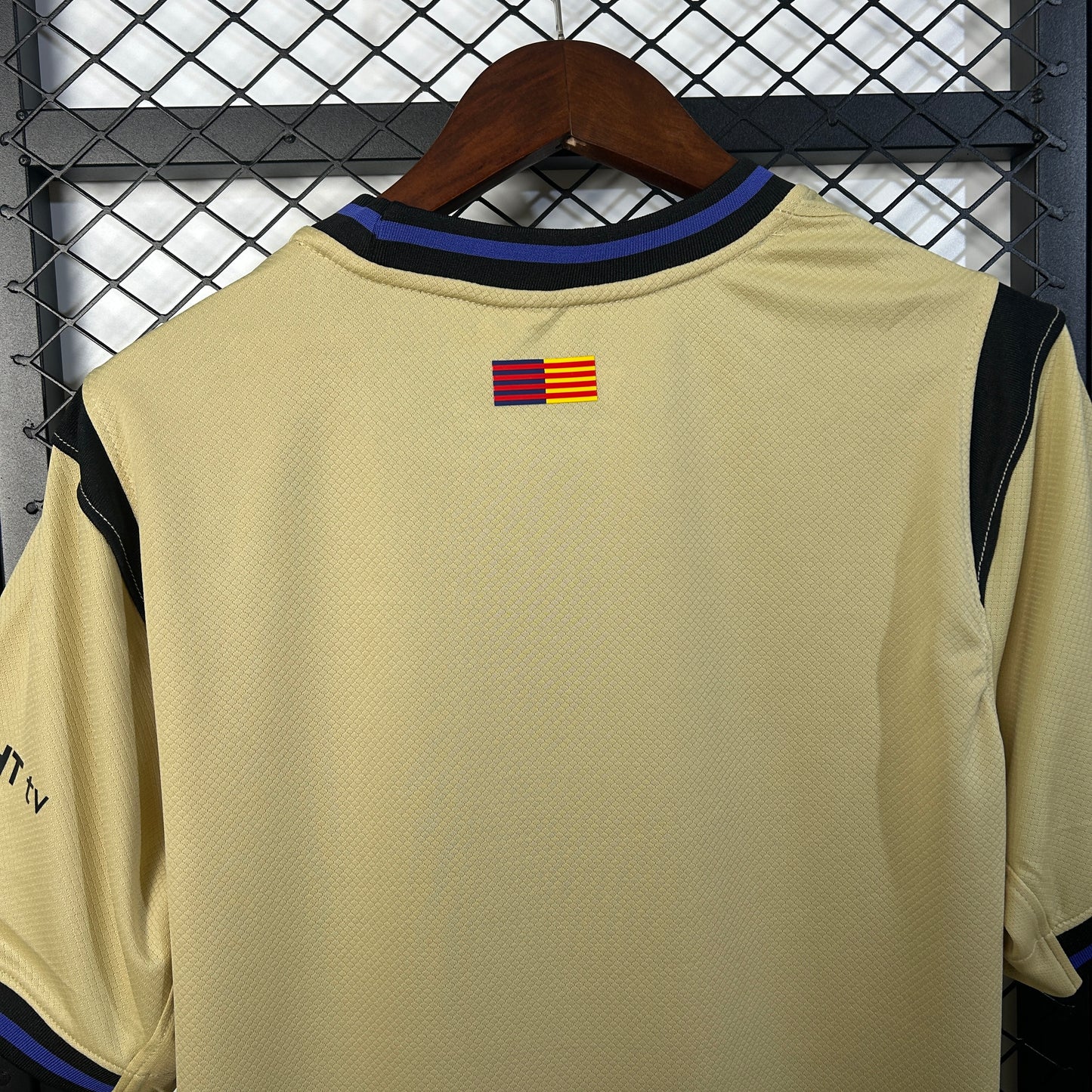 Camiseta Alternativa Visita Barcelona 25-26