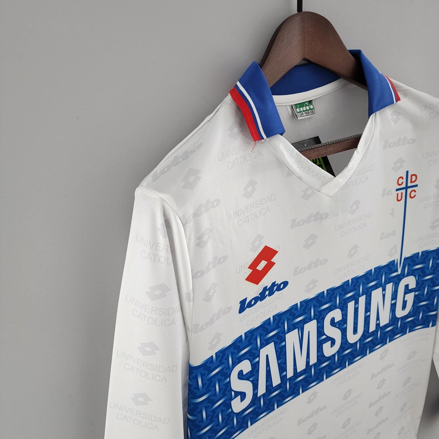 Camiseta Manga Larga Universidad Católica 1996