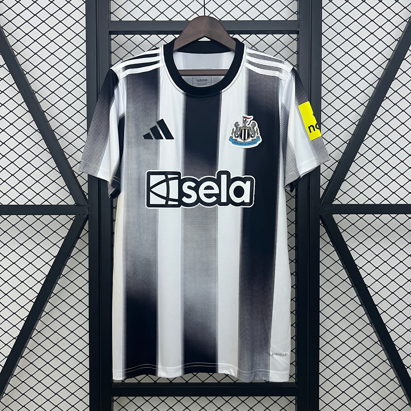 Camiseta Local Newcastle 25-26