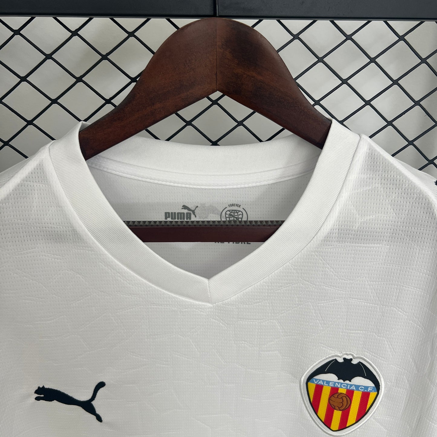 Camiseta Local Valencia 25-26