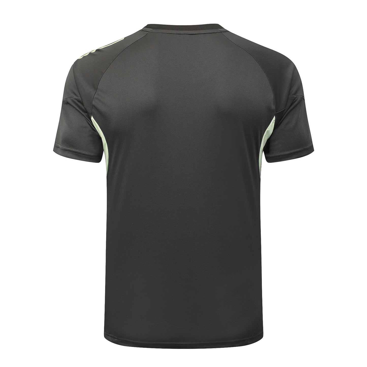 Conjunto de entrenamiento 25-26 Real Madrid
