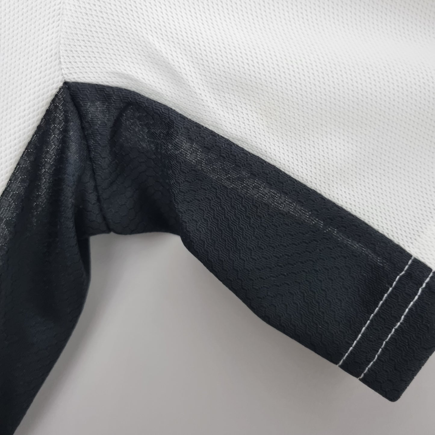 Camiseta Local Colo Colo 2022-2023