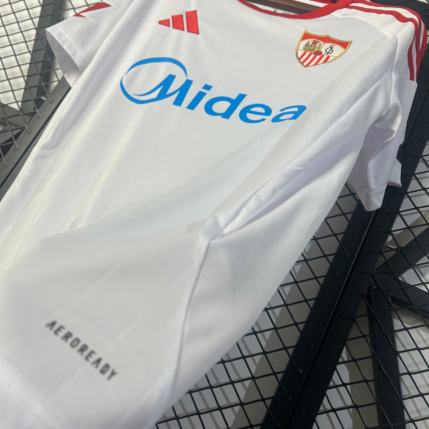 Camiseta Local Sevilla 25-26