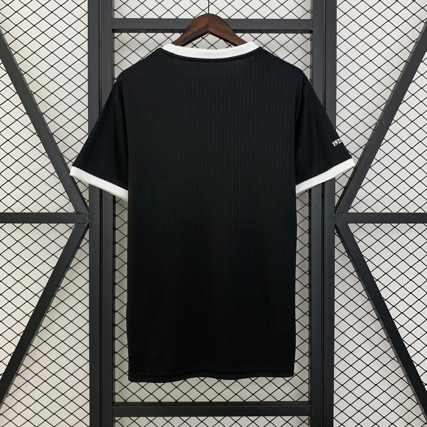 Camiseta Alternativa Negra Colo Colo Centenario
