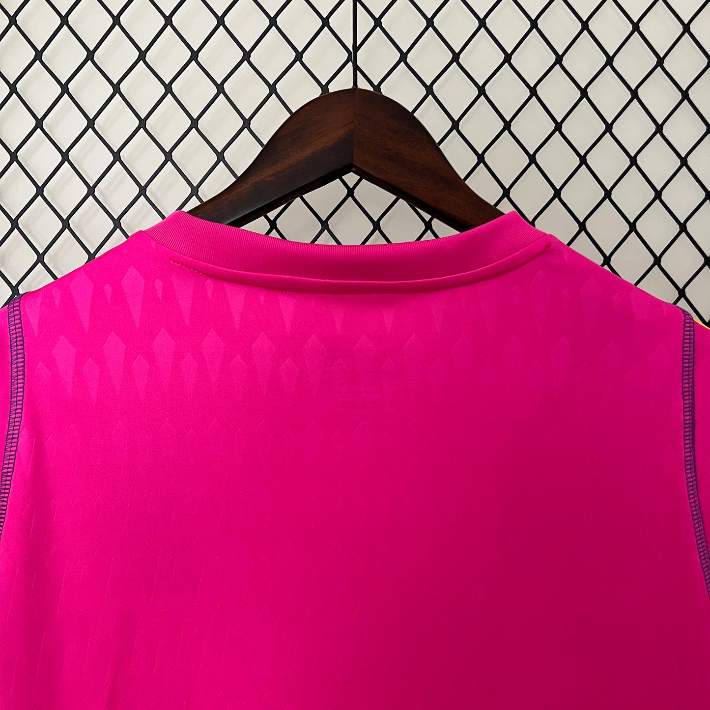 Camiseta Portero Colo Colo Rosa 24-25
