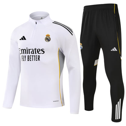 Conjunto de entrenamiento 25-26 Real Madrid