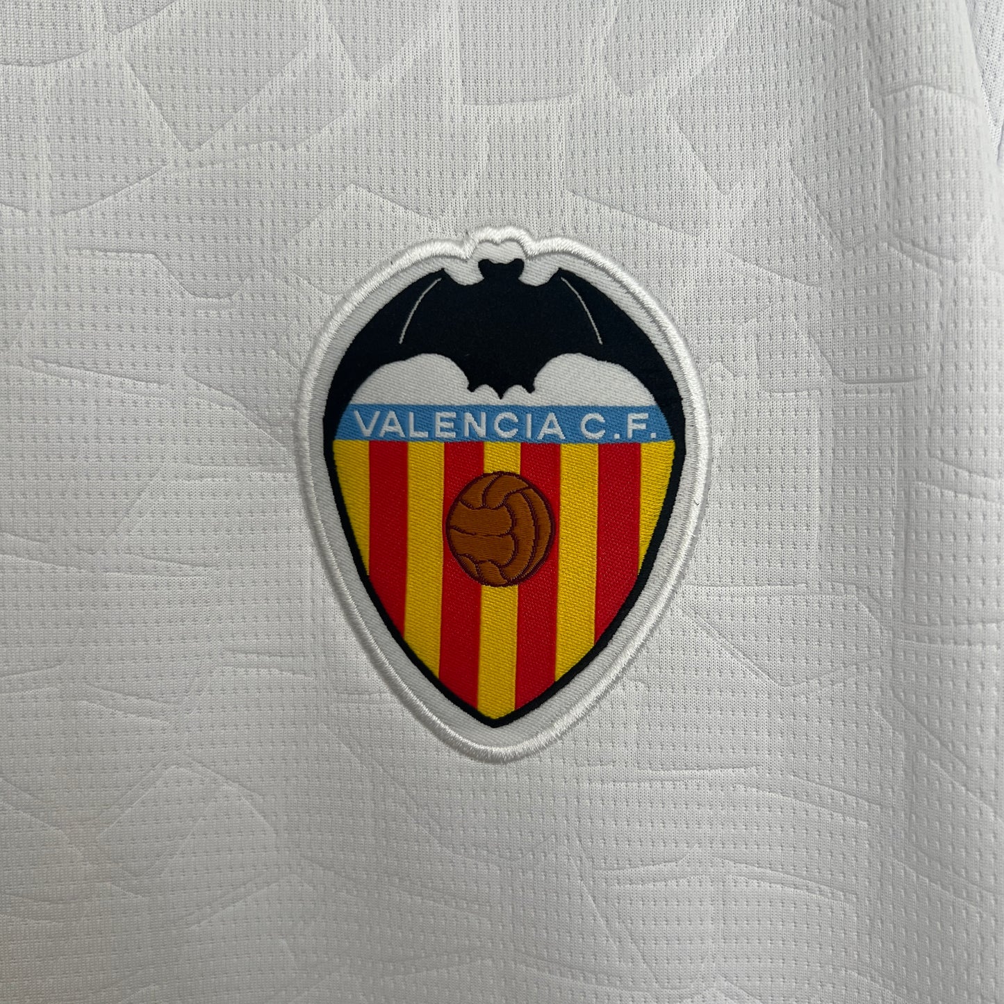 Camiseta Local Valencia 25-26