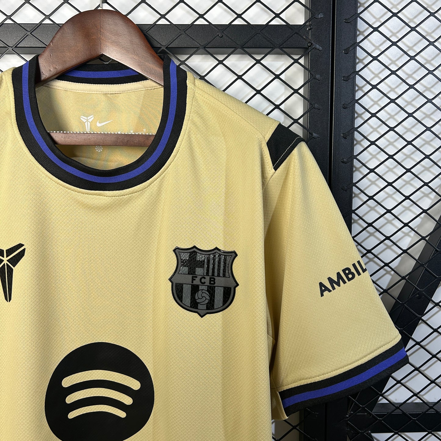 Camiseta Alternativa Visita Barcelona 25-26