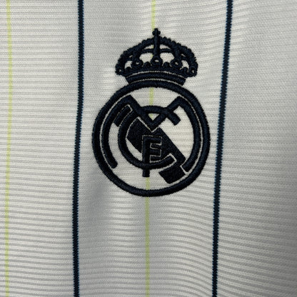 Camiseta Retro Edición Especial Real Madrid 25-26