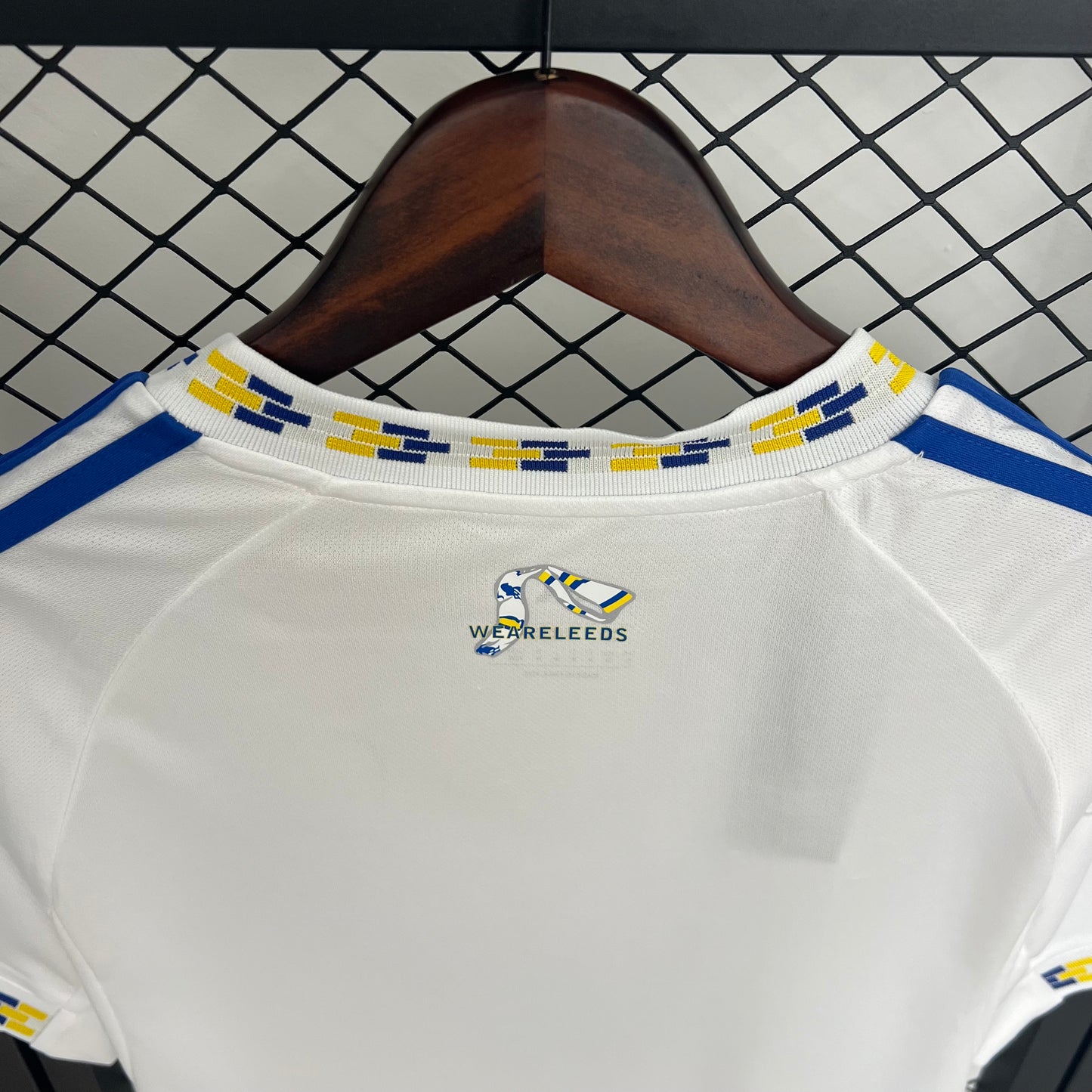 Camiseta Local Leeds United 25-26